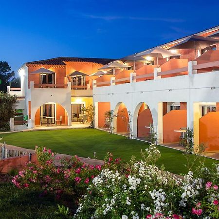 Hotel Les Pins Blancs En Provence Le Muy Zewnętrze zdjęcie