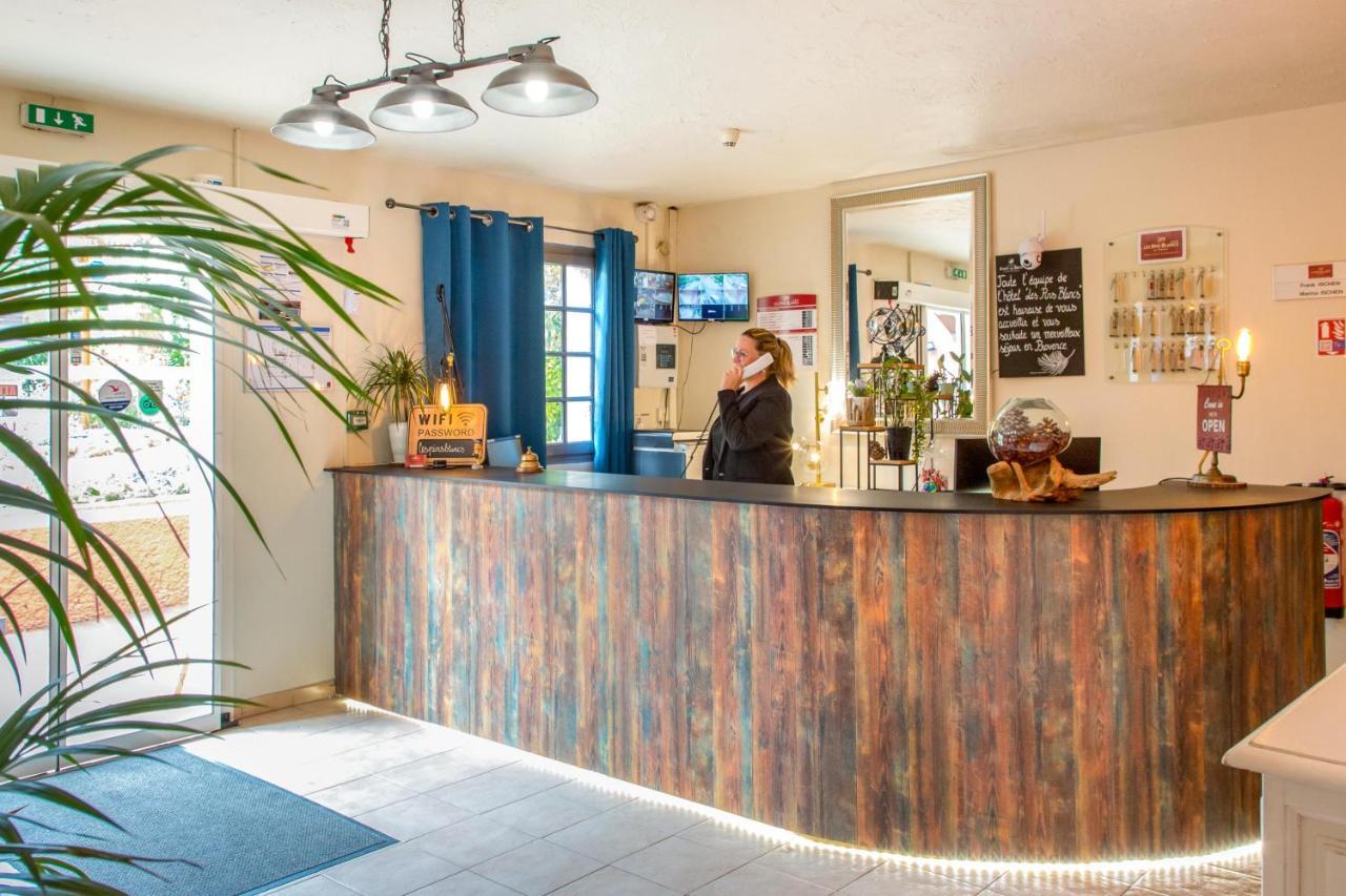 Hotel Les Pins Blancs En Provence Le Muy Zewnętrze zdjęcie