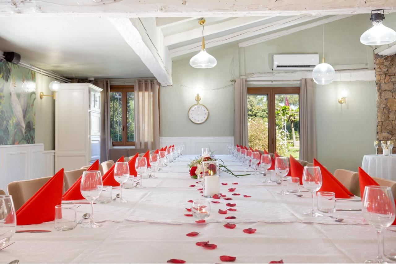 Hotel Les Pins Blancs En Provence Le Muy Zewnętrze zdjęcie