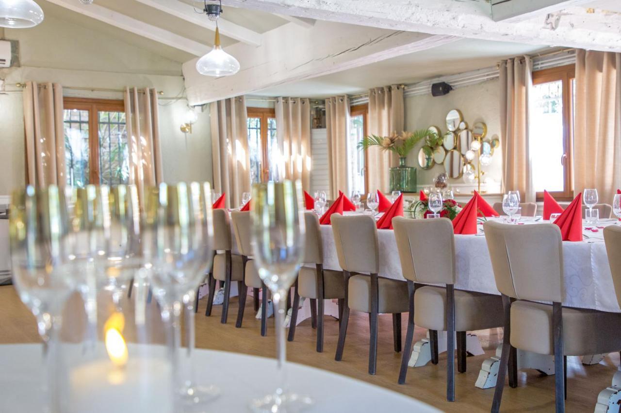 Hotel Les Pins Blancs En Provence Le Muy Zewnętrze zdjęcie
