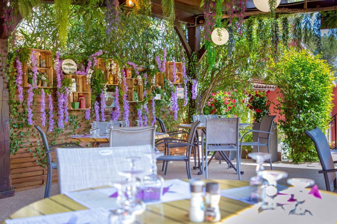 Hotel Les Pins Blancs En Provence Le Muy Zewnętrze zdjęcie