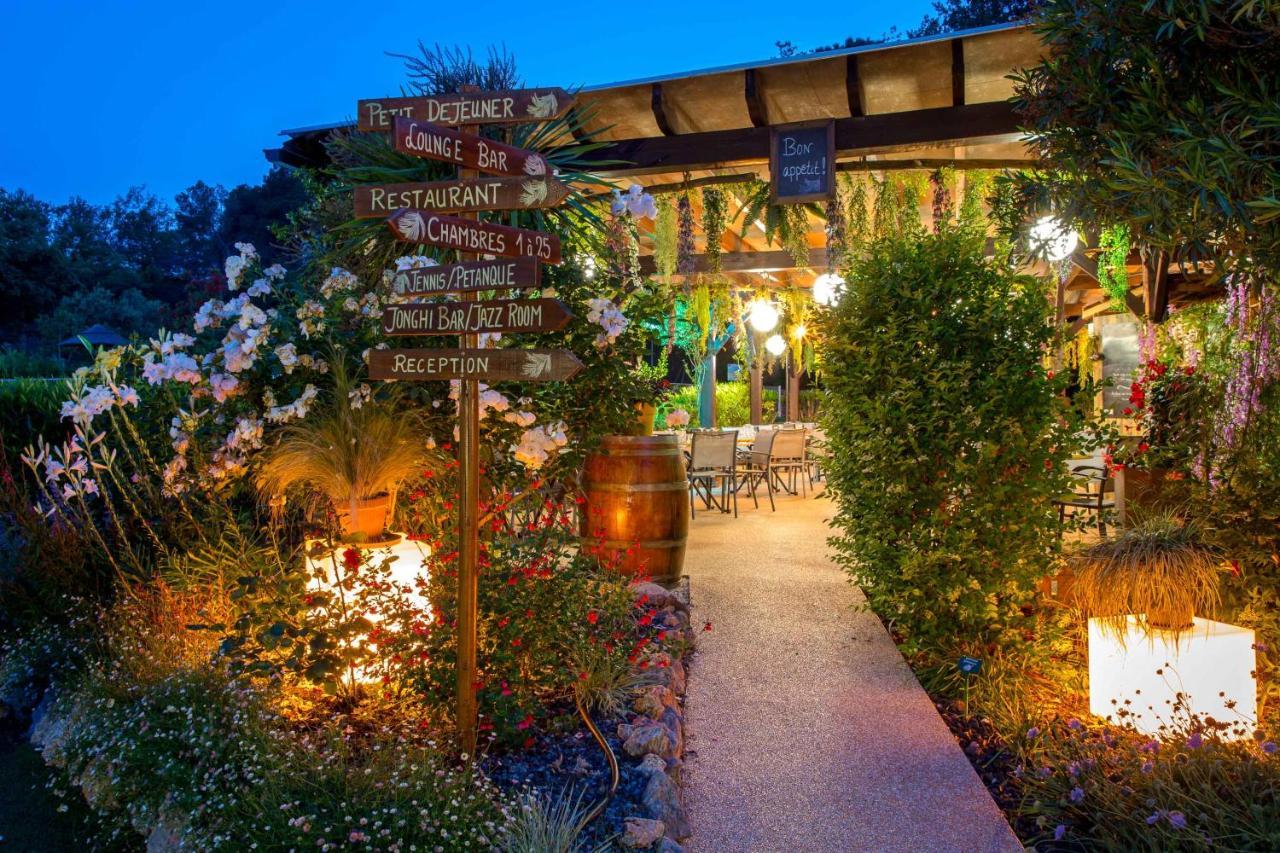 Hotel Les Pins Blancs En Provence Le Muy Zewnętrze zdjęcie