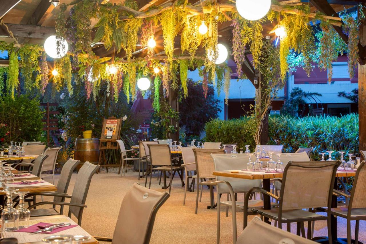 Hotel Les Pins Blancs En Provence Le Muy Zewnętrze zdjęcie